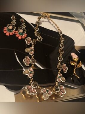Vintage Antique Gold Pink Floral Statement Necklace & Earrings and a Rose Brooch
